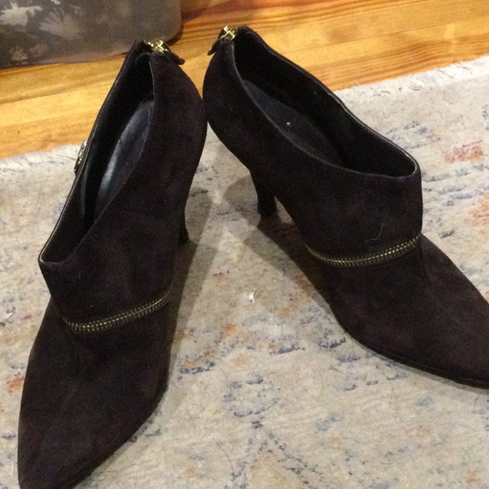 Nine West shoe boot, brown suede